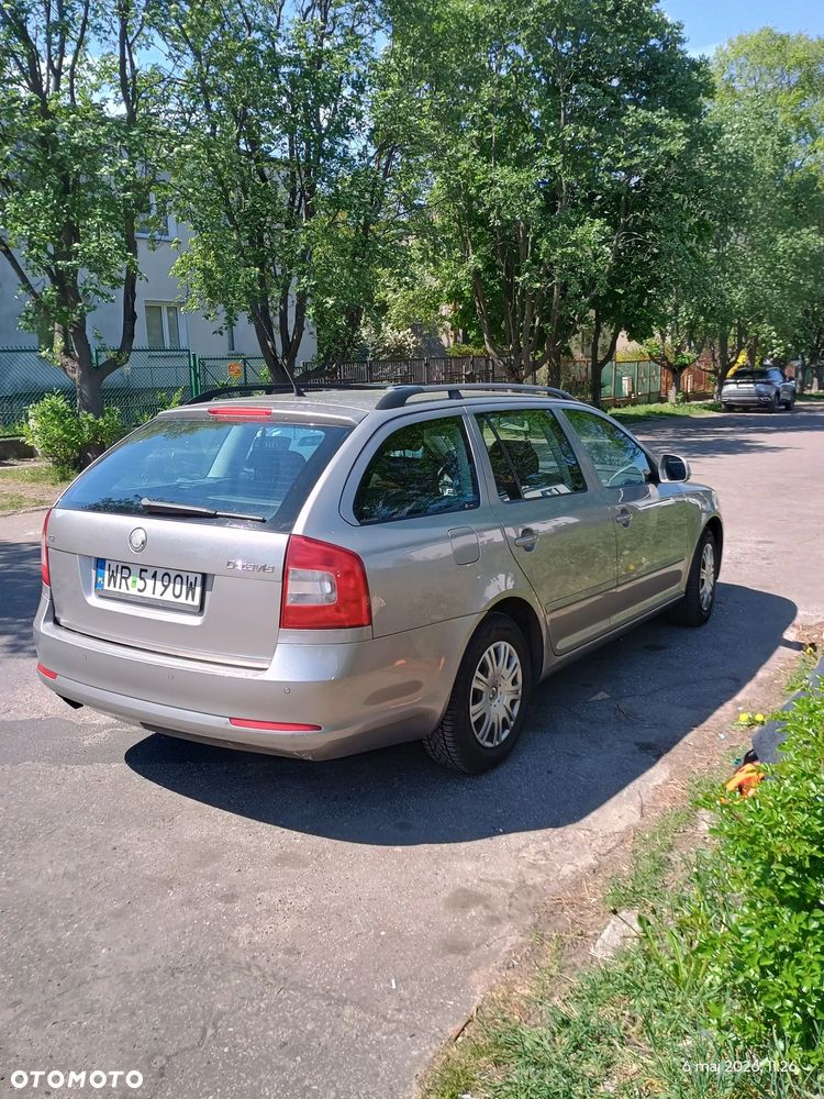 Skoda Octavia 1.8 TSI Ambiente - 5