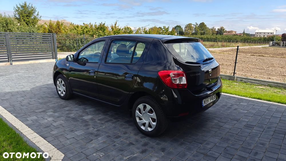 Dacia Sandero 1.2 16V Laureate EU6 - 3