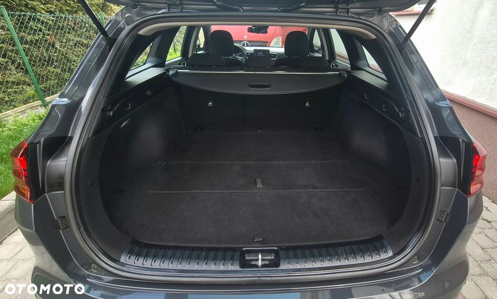 Kia Ceed 1.4 Attract - 10