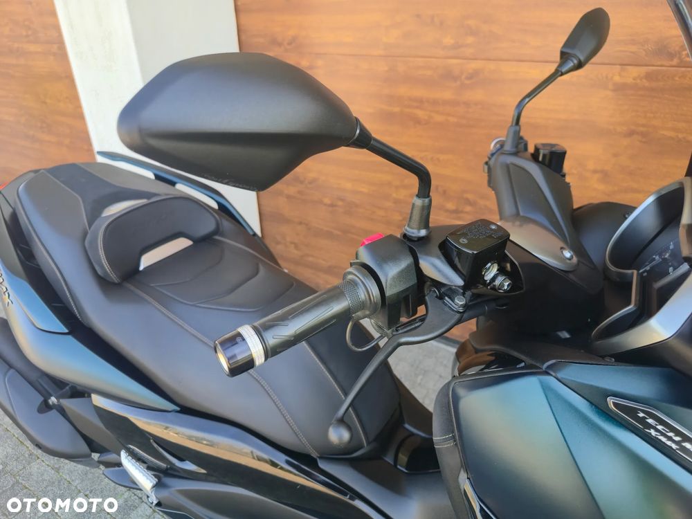 Yamaha X-max - 3
