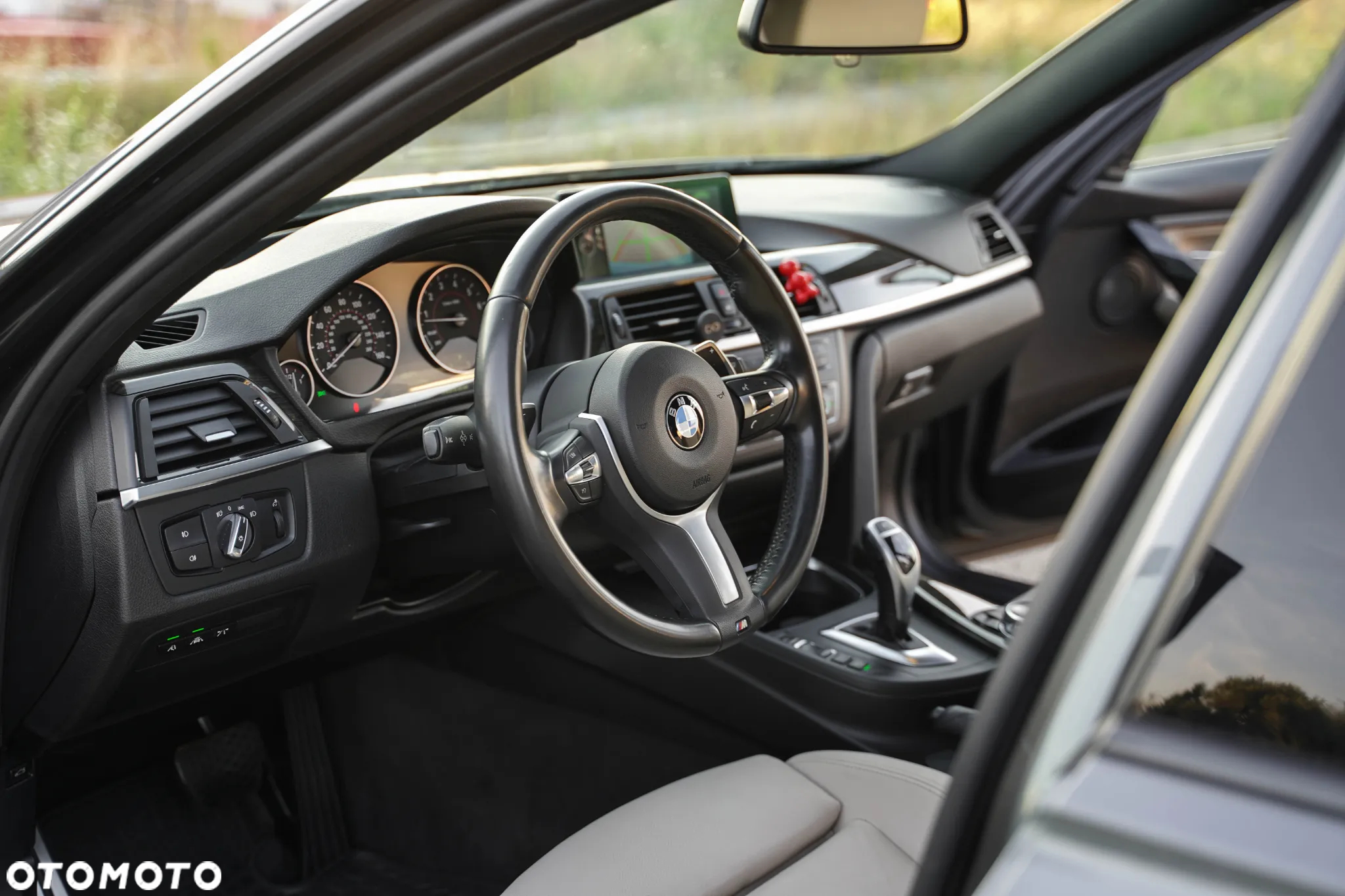 BMW Seria 3 - 22