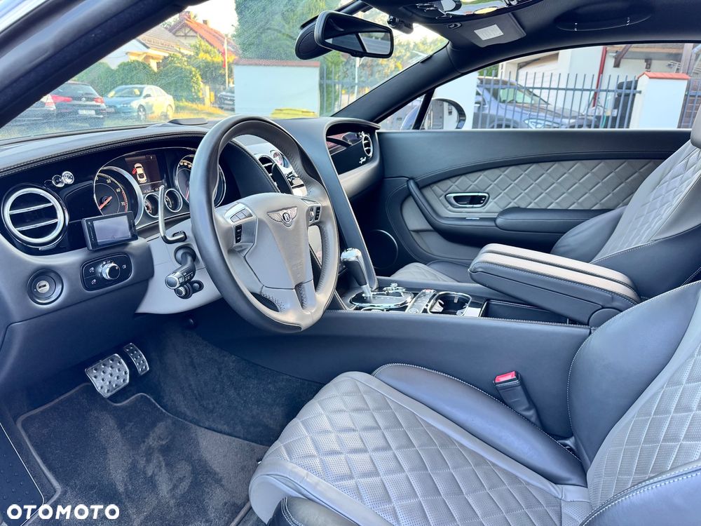 Bentley Continental GT Speed - 26