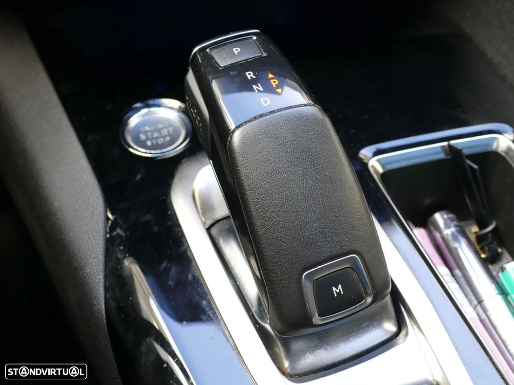 Peugeot 3008 1.5 BlueHDi GT Line EAT8 - 19