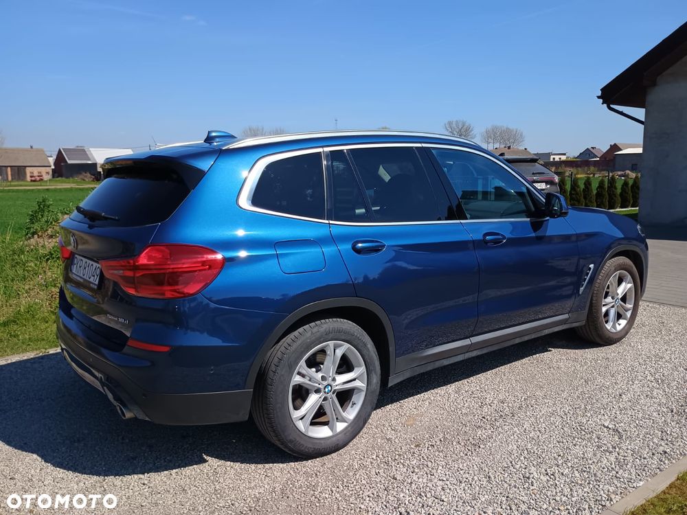 BMW X3 sDrive18d Advantage sport - 4