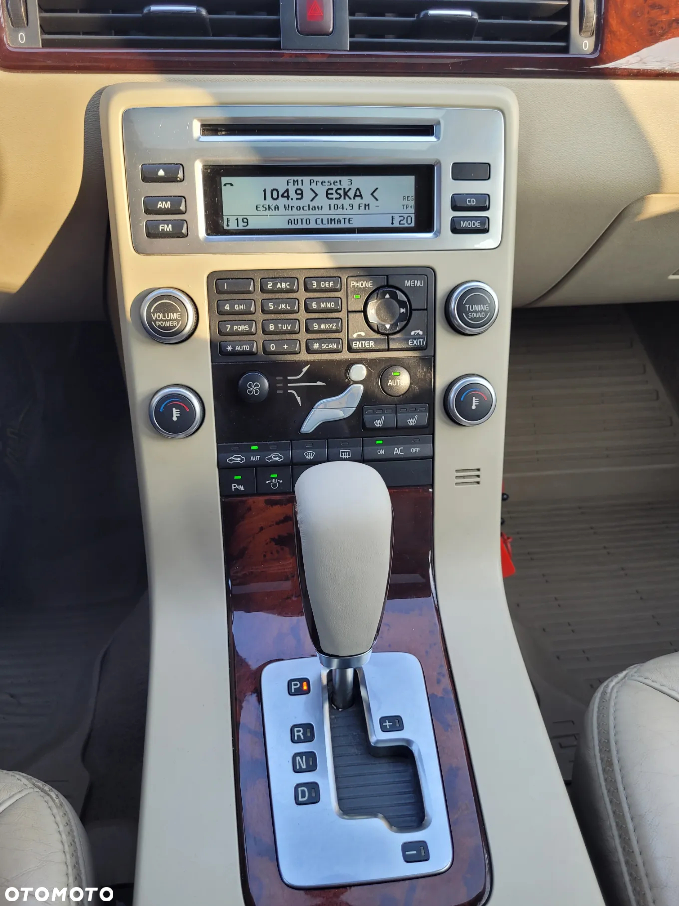 Volvo XC 70 - 13