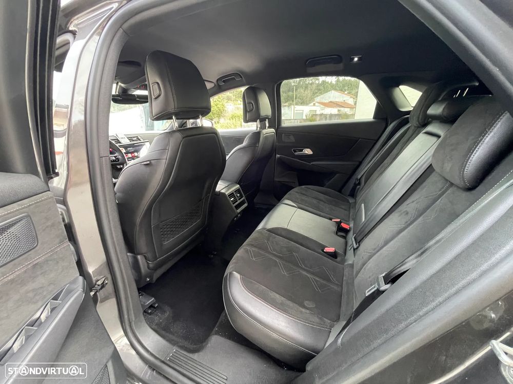 DS DS7 Crossback BlueHDI 130 Aut. Performance Line + - 8