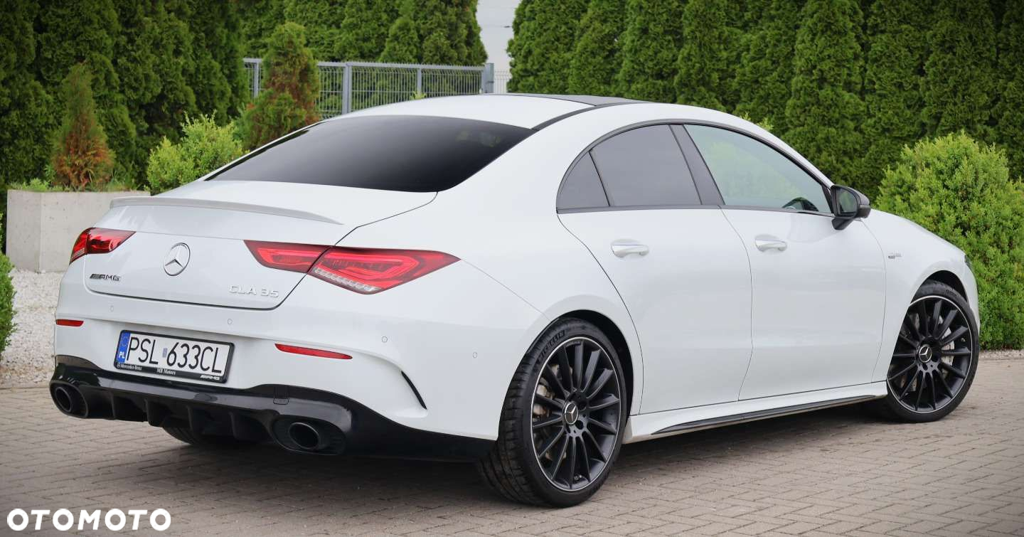 Mercedes-Benz CLA - 4