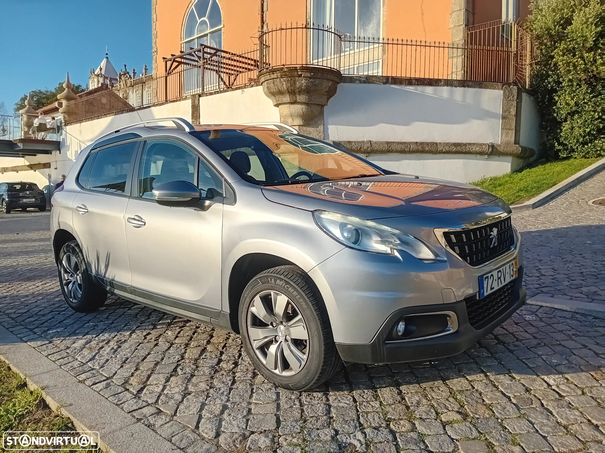 Peugeot 2008 1.6 BlueHDi Style - 23