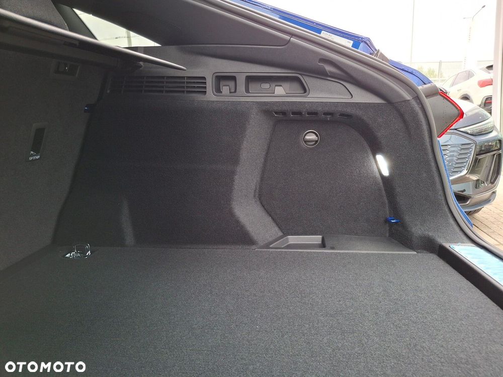 Audi Q5 Sportback - 11