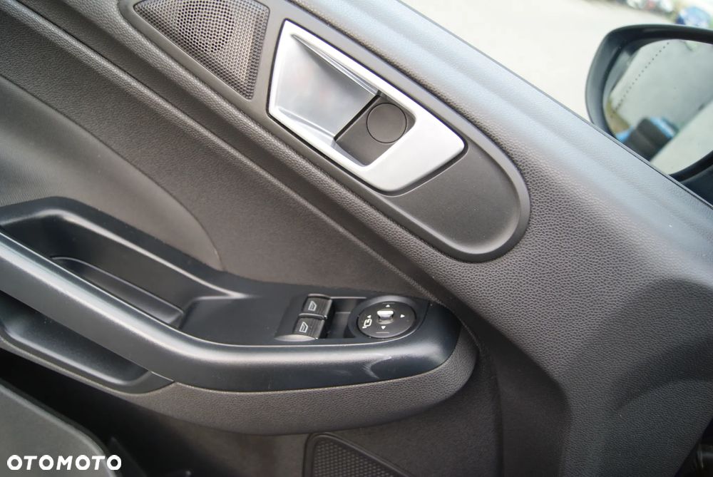 Ford Fiesta 1.25 Silver X Plus 2 (Titan.) EU6 - 21