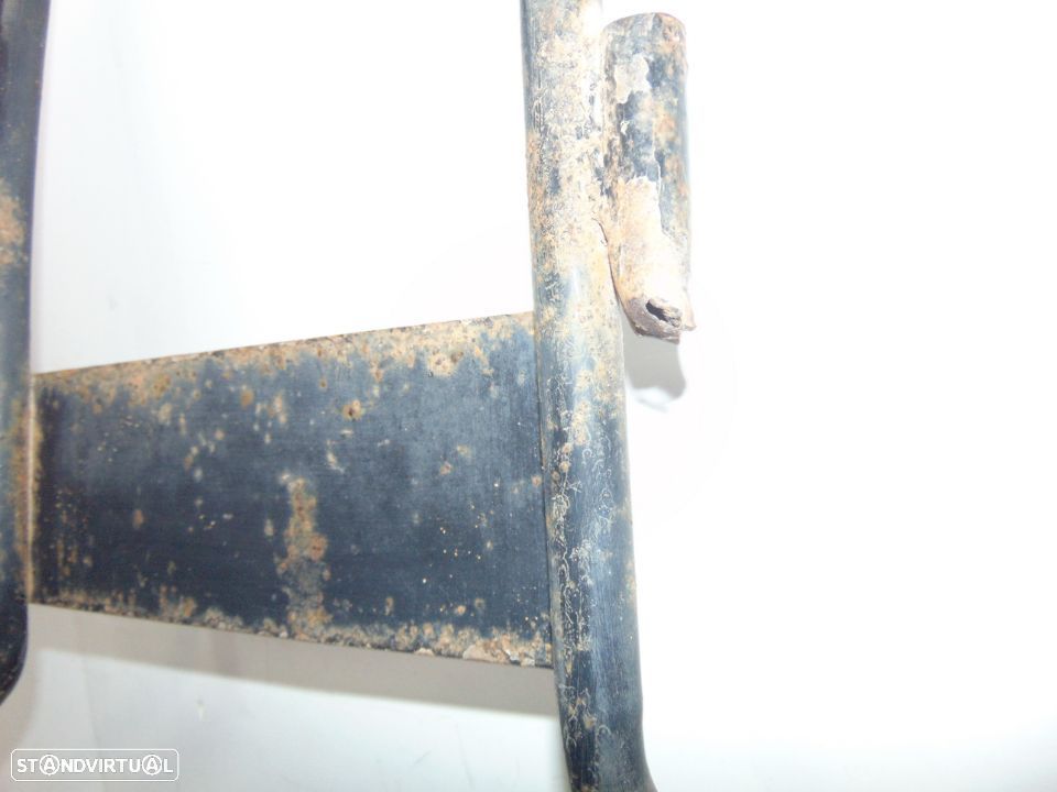 Nissan patrol 260 suporte pneu suplente - 5