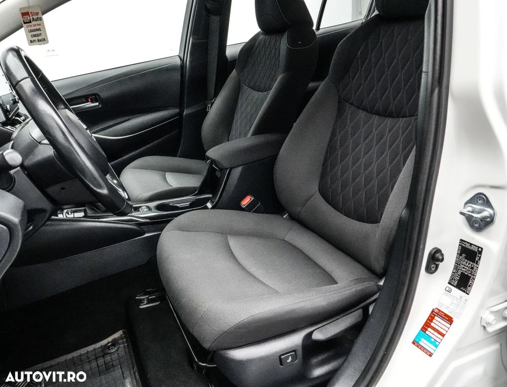 Toyota Corolla 1.8 HSD Dynamic - 12