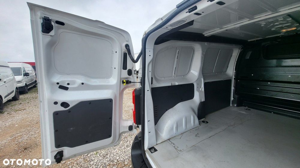 Opel Vivaro (4-d) 1.5 CDTI Long 2.7t (88kW FUR M) 120 KM M6 - 17