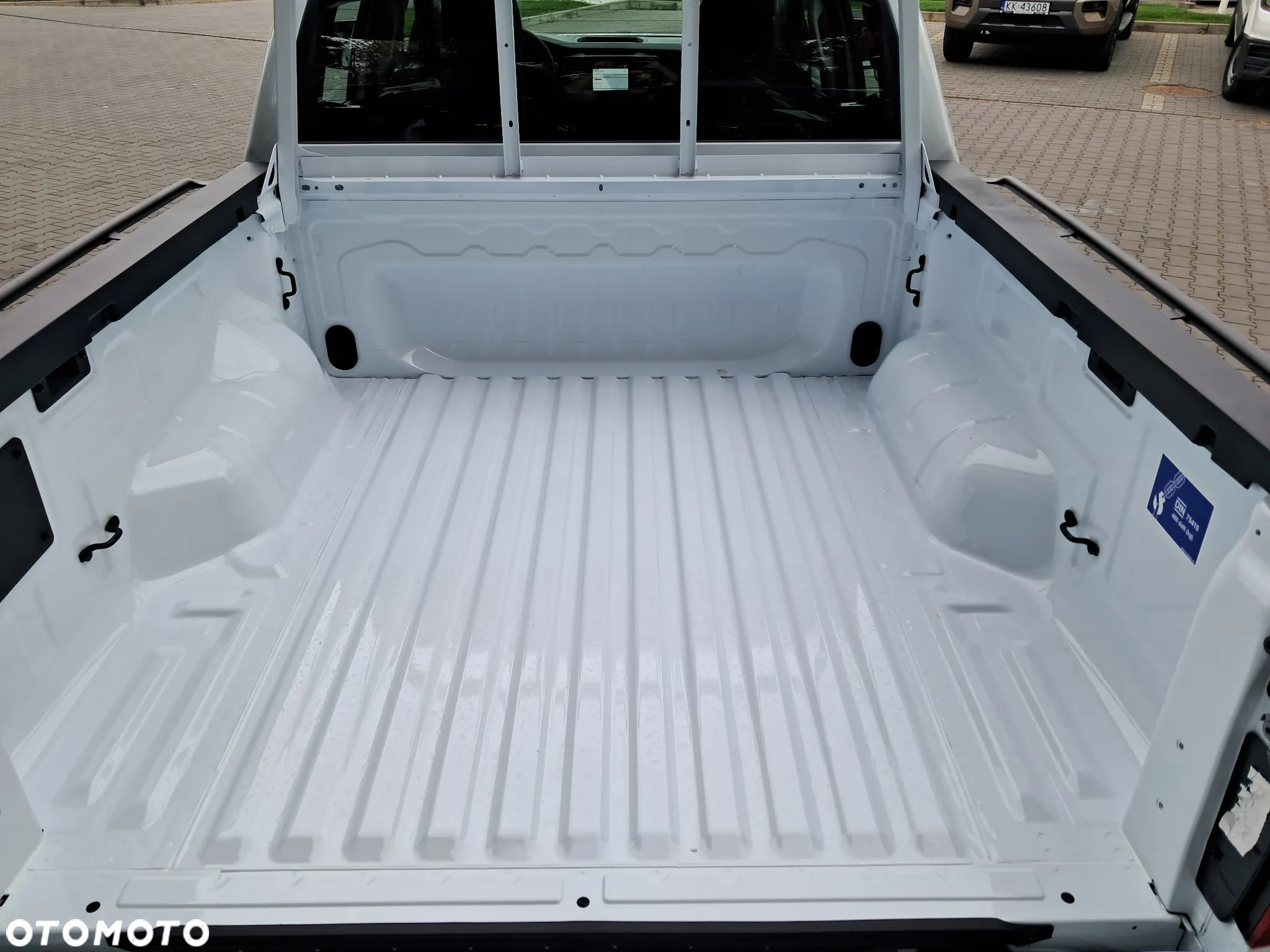 Volkswagen Amarok 2.0 TDI 4Mot Pro - 10