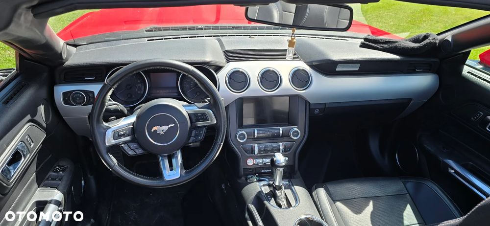 Ford Mustang Cabrio 2.3 Eco Boost - 8