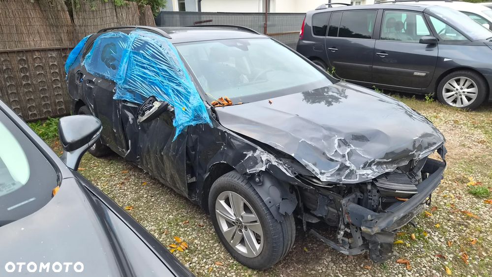 Volkswagen Golf Variant 2.0 TDI Life Plus - 4