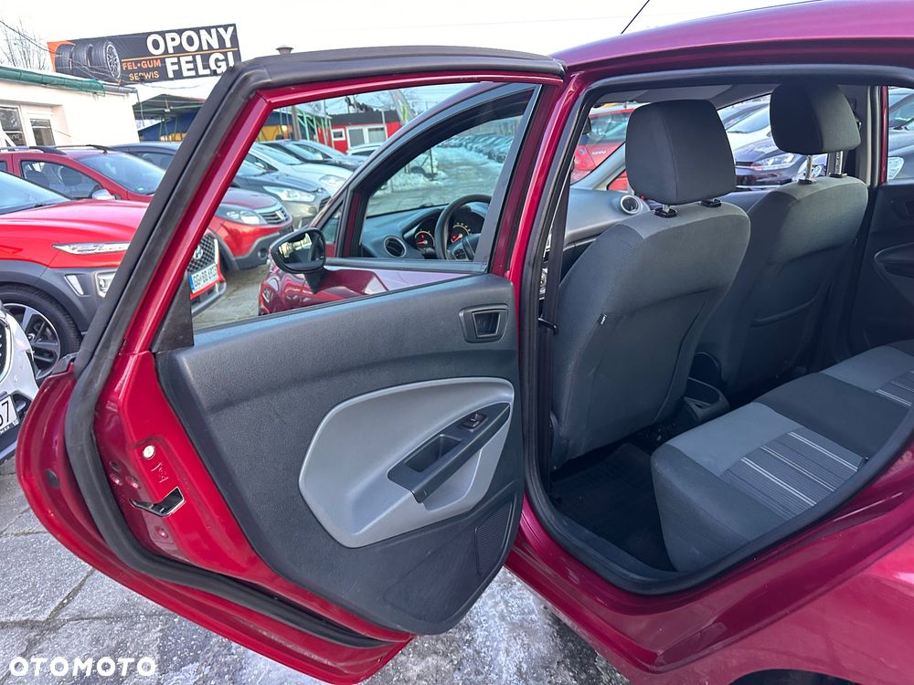 Ford Fiesta 1.6 TDCI Connection - 22