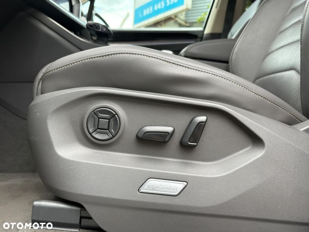 Volkswagen Touareg 3.0 V6 TDI SCR 4Mot Elegance - 11