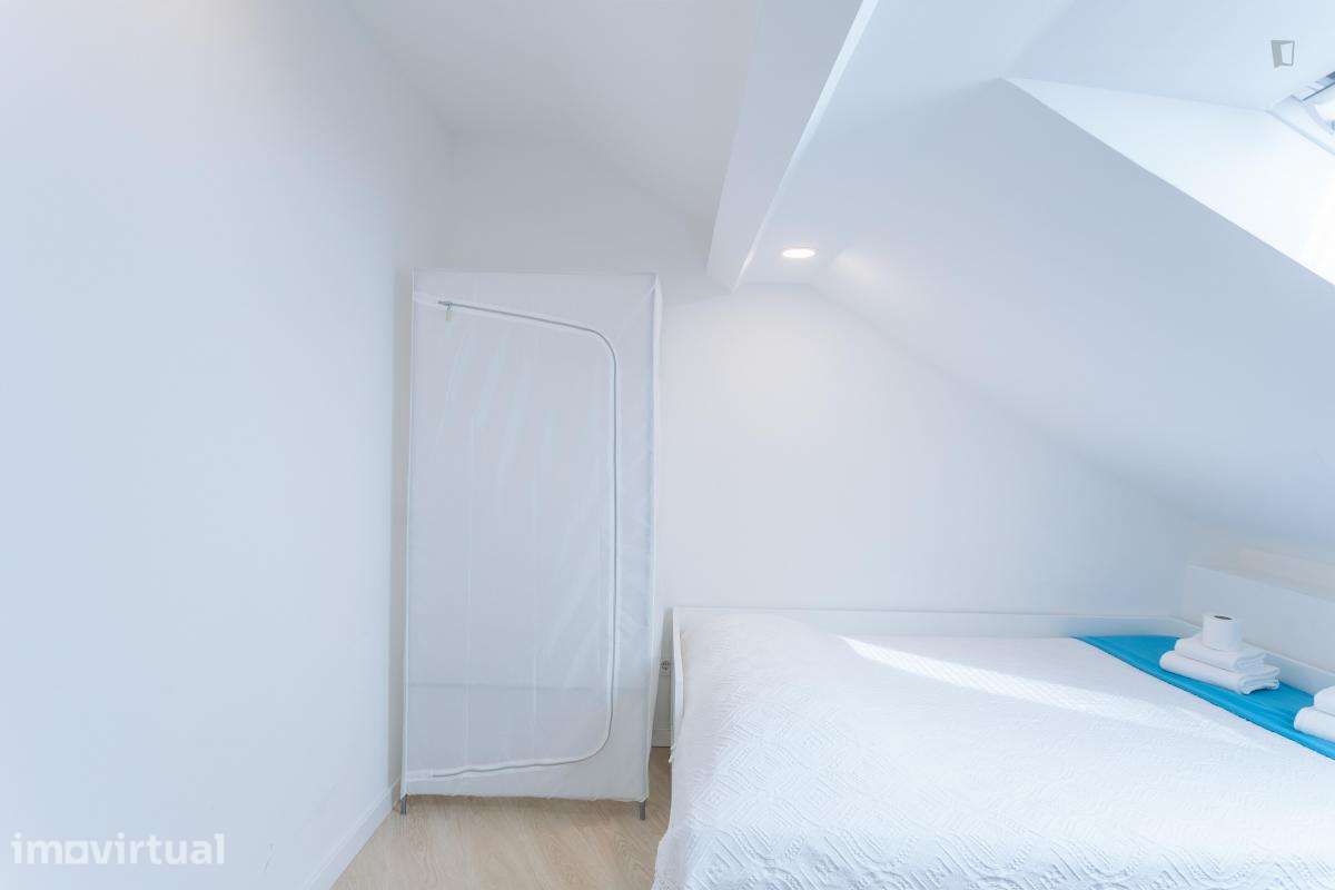 Quarto - localizado em Rio Tinto Porto - Grande imagem: 3/51