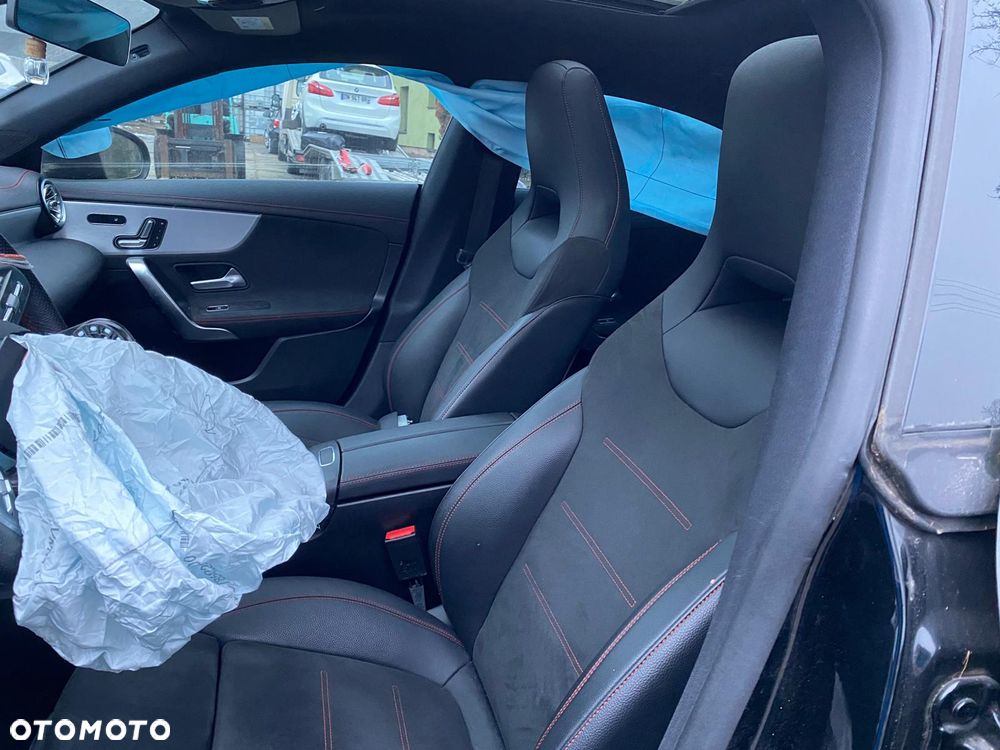 Mercedes-Benz CLA 250 e 8G-DCT AMG Line - 7