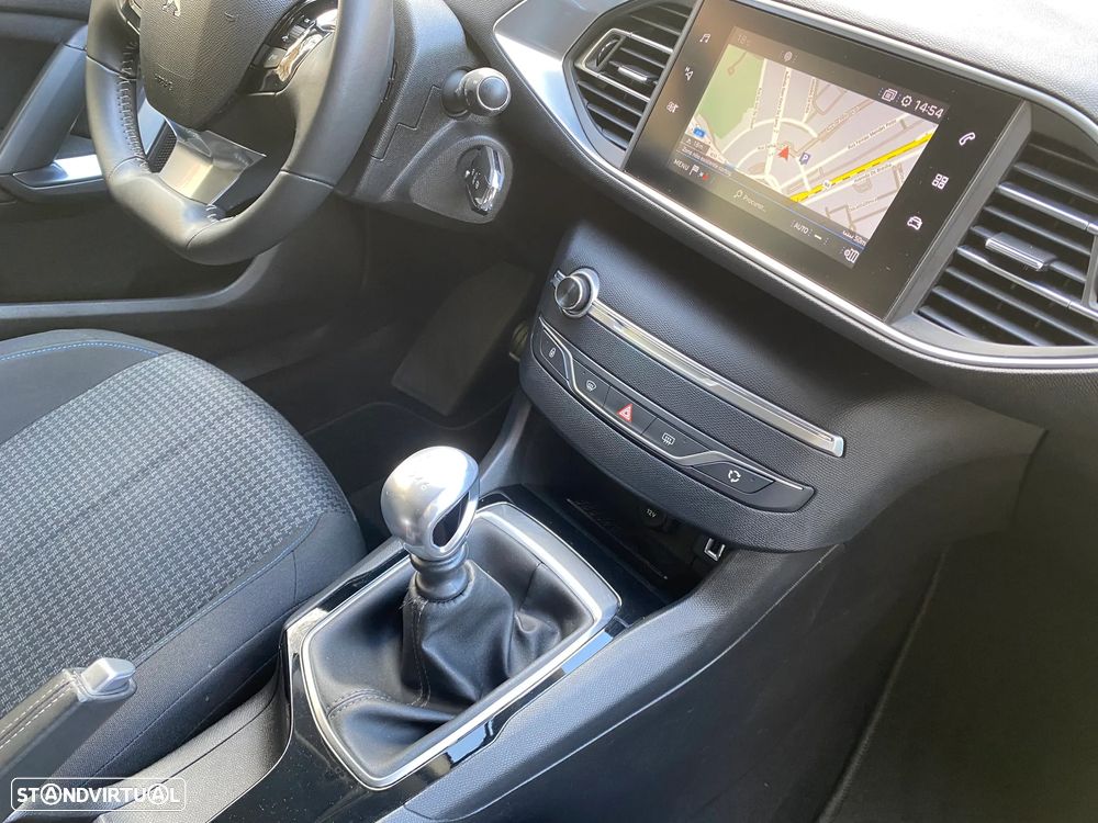 Peugeot 308 SW 1.5 BlueHDi Style - 15