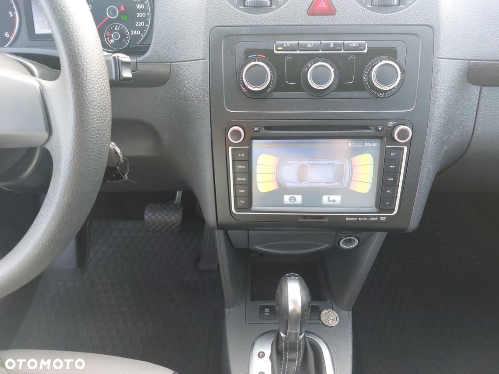 Volkswagen Caddy - 10