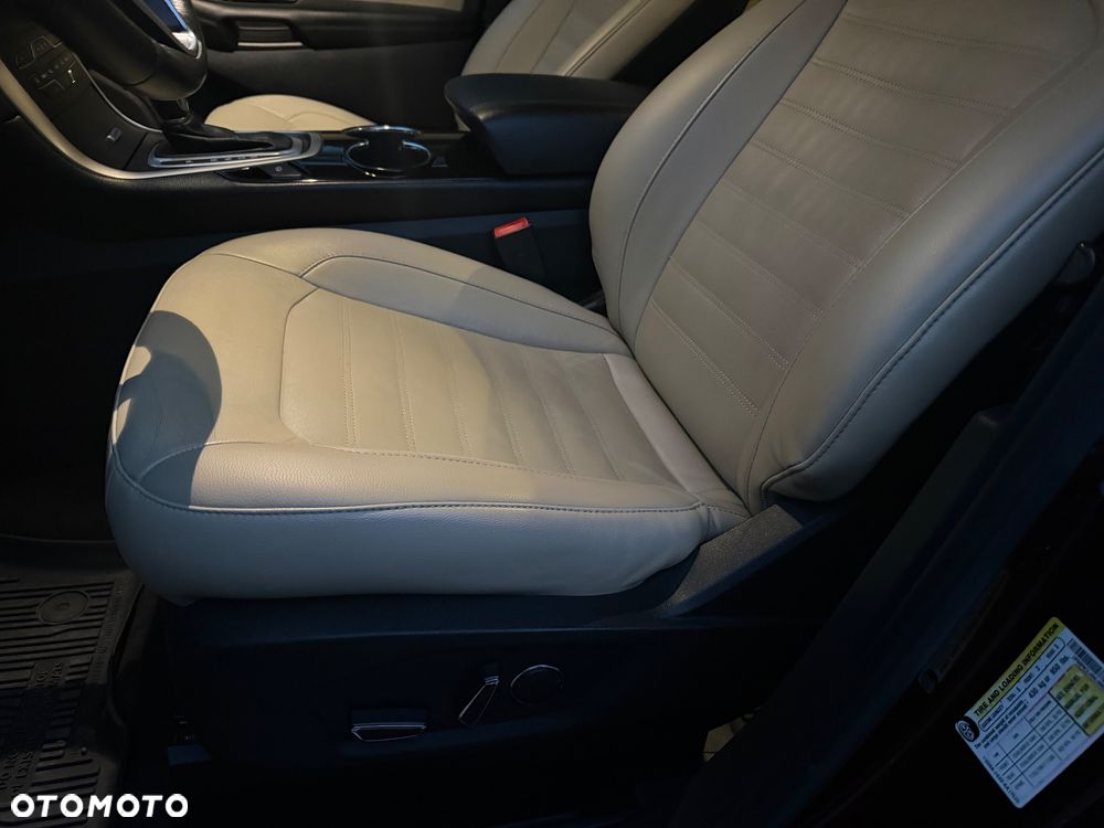 Ford Edge - 17