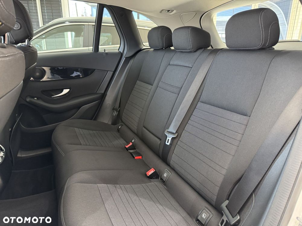Mercedes-Benz GLC 200 d 4-Matic - 13