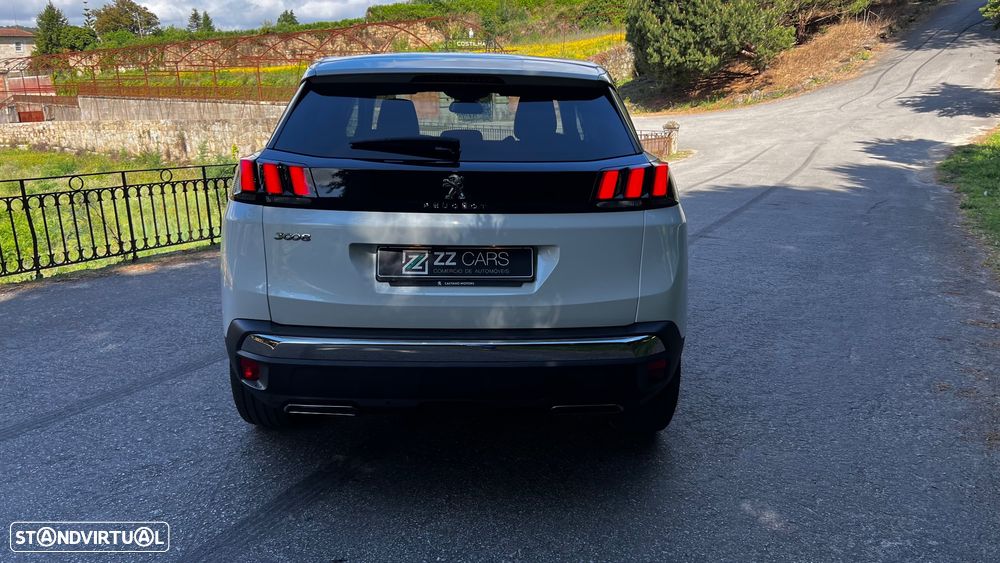 Peugeot 3008 PureTech 130 Stop & Start GPF Allure Pack - 8