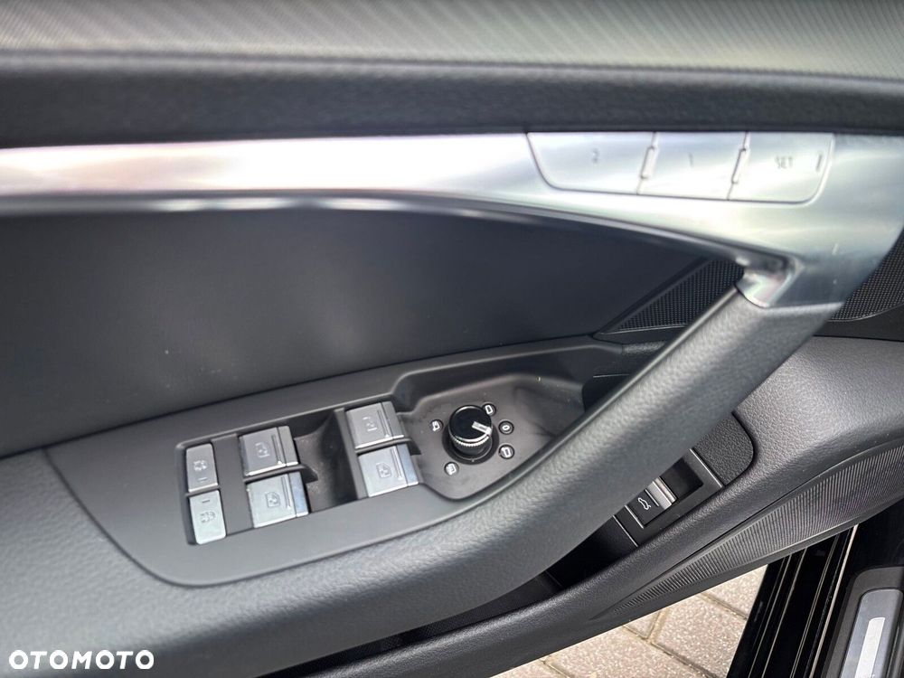 Audi A6 Avant - 30