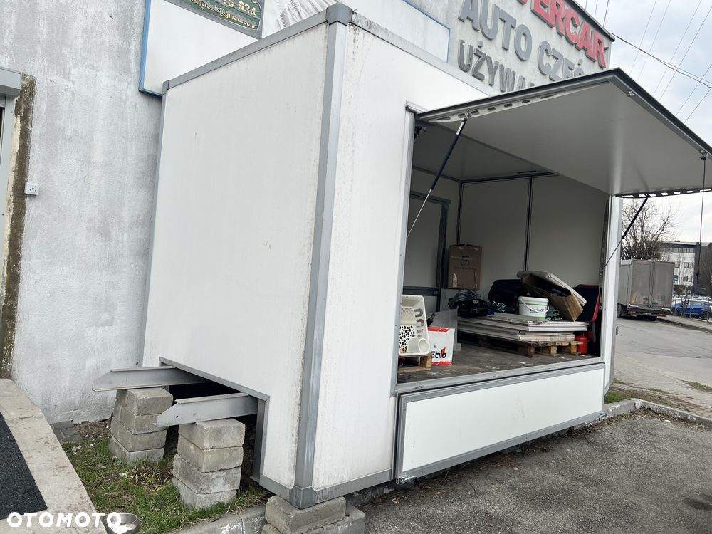 Zabudowa na Mercedes Benz - 3