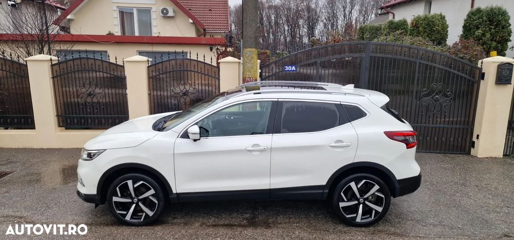 Nissan Qashqai 1.2 DIG-T TEKNA+ - 33
