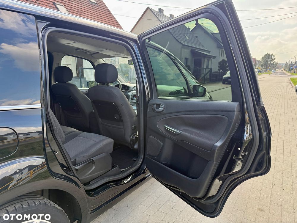 Ford Galaxy 2.0 TDCi DPF Titanium - 13
