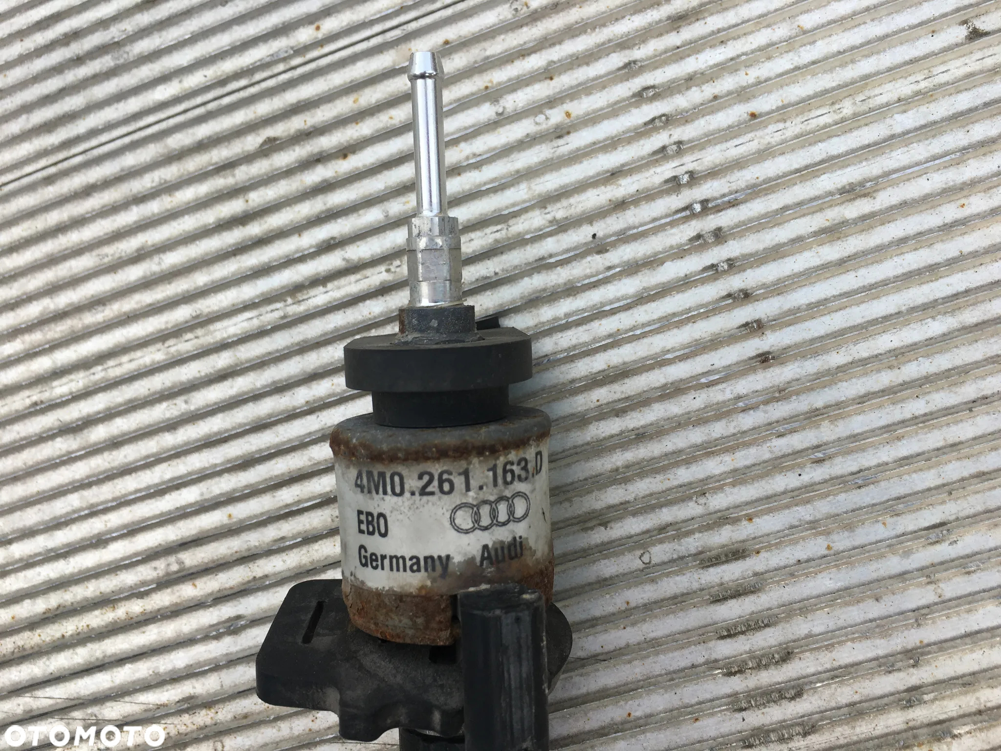 Audi Q7 4M Pompka Webasto Paliwa  4M0261163D 4M0963303B - 2