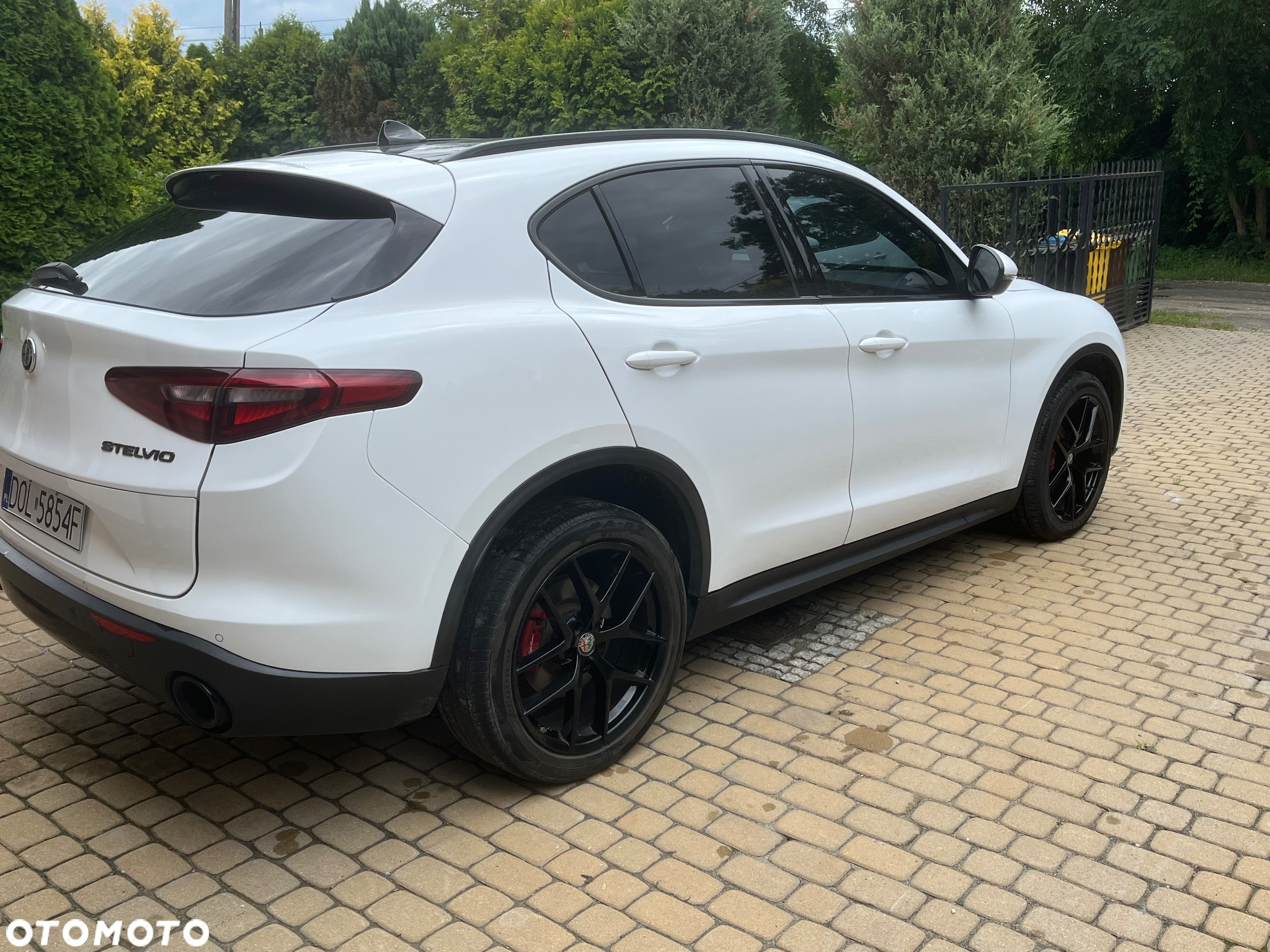 Alfa Romeo Stelvio 2.0 Turbo 16V AT8-Q4 Veloce Ti - 10