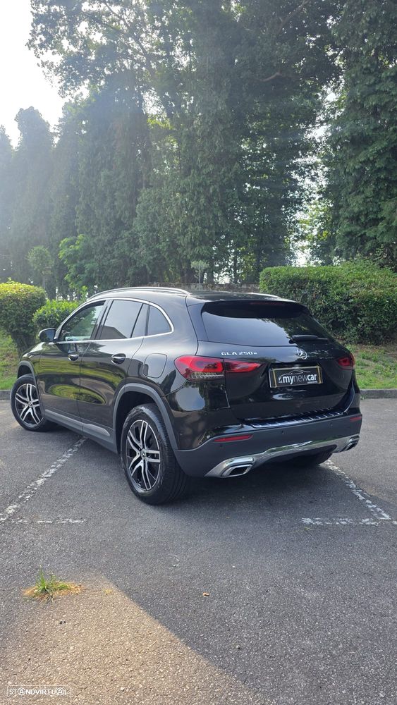 Mercedes-Benz GLA 250 e 8G-DCT AMG Line - 6