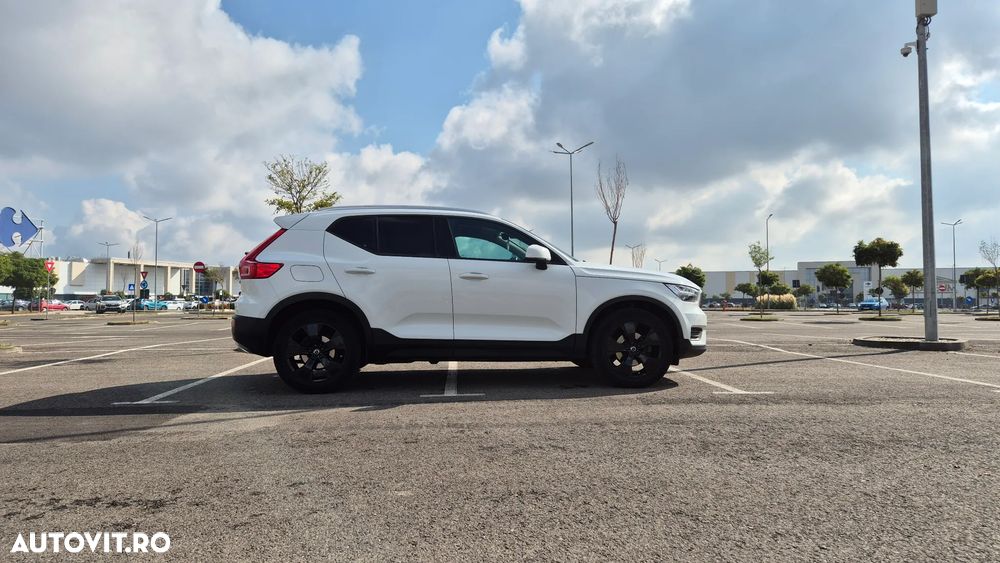 Volvo XC 40 D3 Momentum - 2