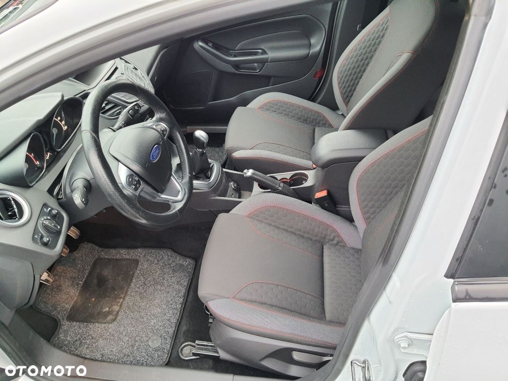Ford Fiesta 1.0 EcoBoost ST-Line - 5