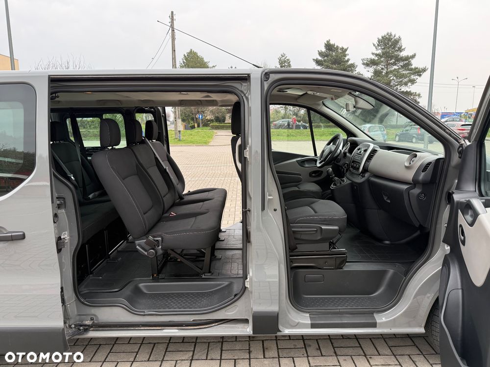 Renault Trafic - 12