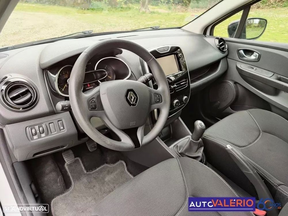 Renault Clio Sport Tourer 0.9 TCe Limited - 9