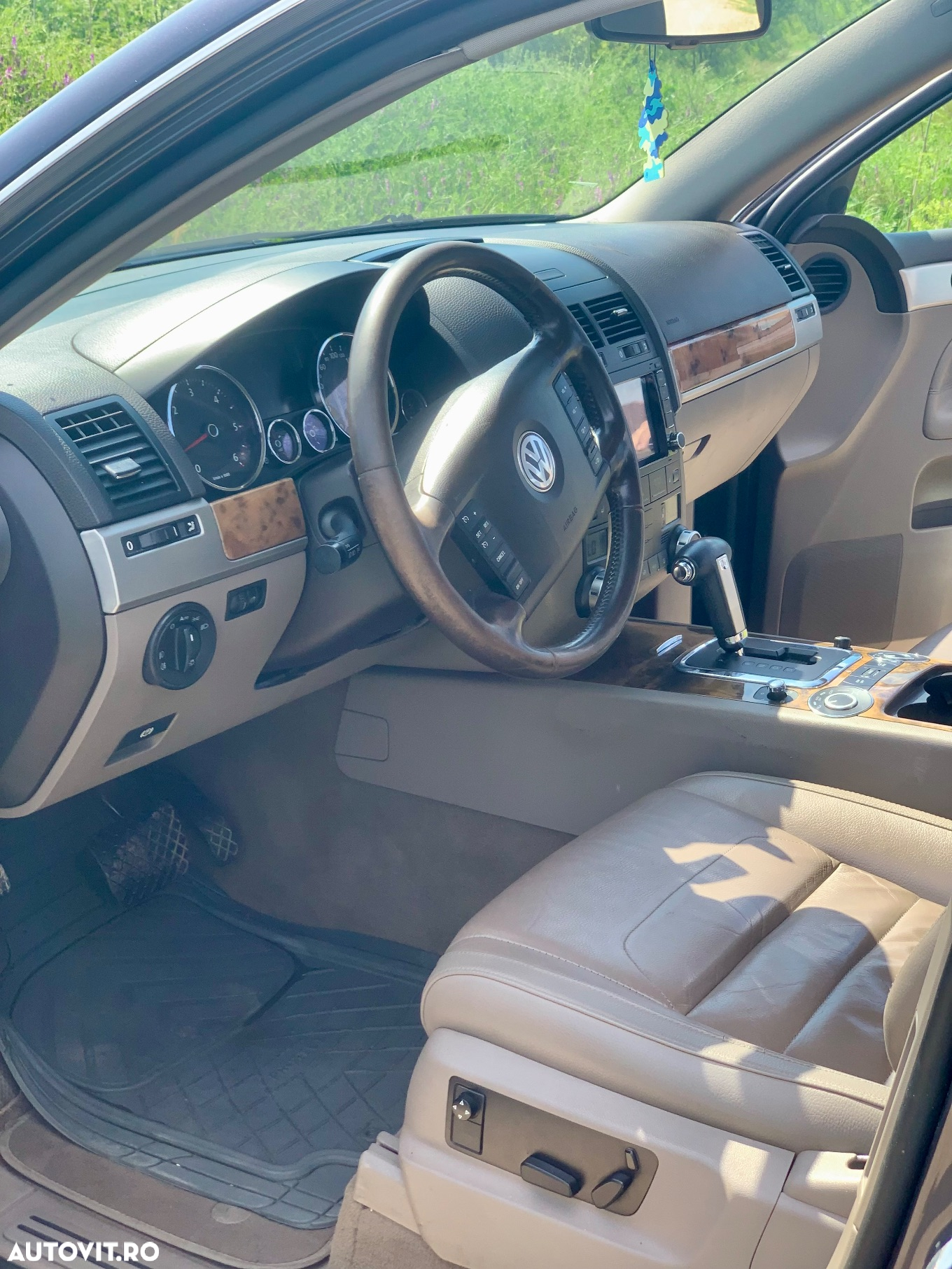 Volkswagen Touareg - 10