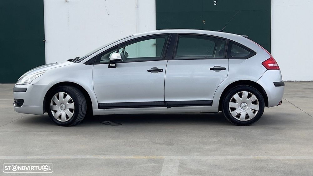 Citroën C4 1.4 16V SX - 8