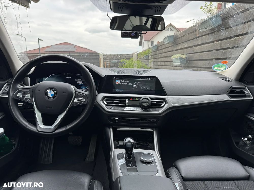 BMW Seria 3 330e Aut. Luxury Line - 9