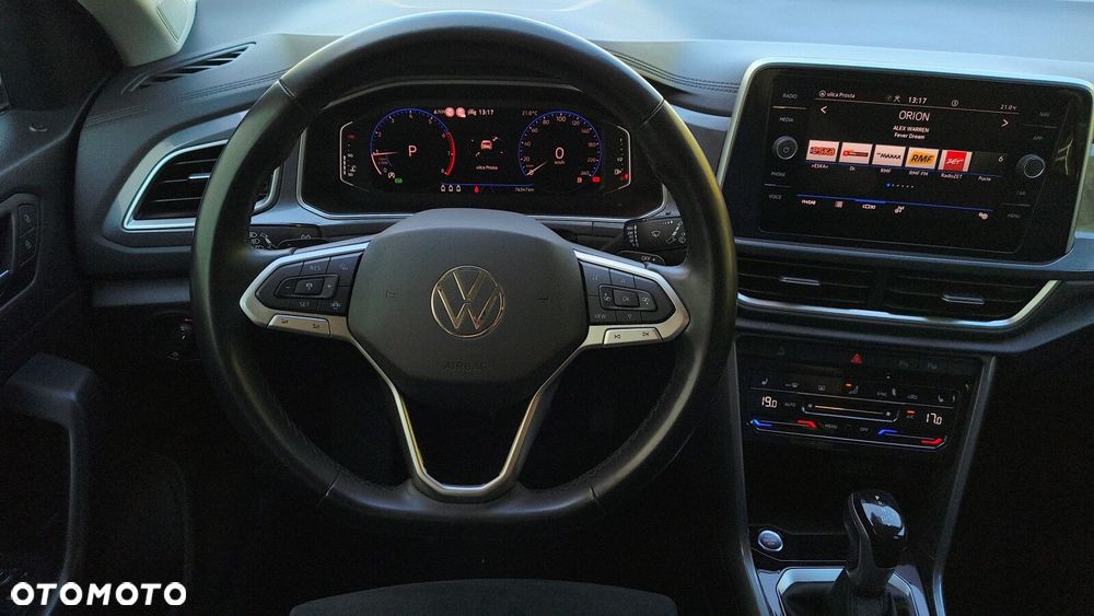 Volkswagen T-Roc - 14