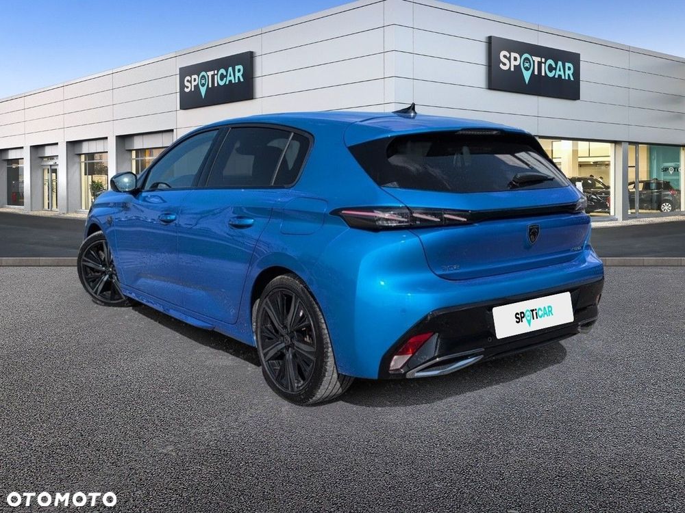 Peugeot 308 - 8