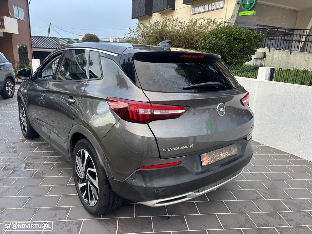 Opel Grandland X 1.2 T Design & Tech AT - 37