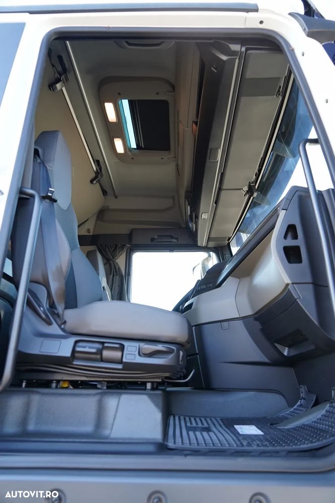 MAN TGX 26.520 / 6x2 / 9.3 M CORTINĂ / ACOPERIȘ RIDICABIL / AXĂ RIDICABILĂ / DIRECȚIE / NOU - 37