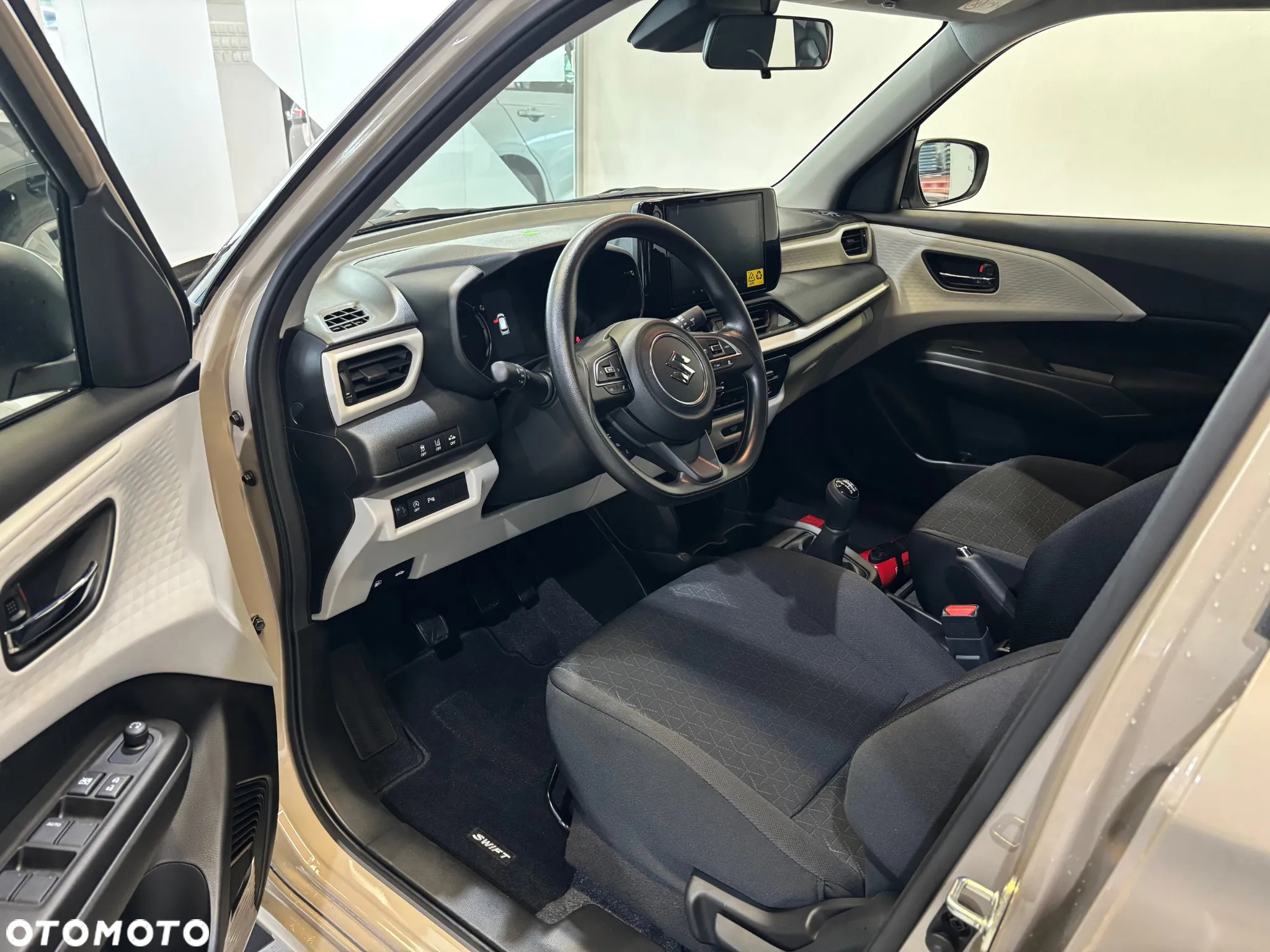 Suzuki Swift 1.2 Dualjet SHVS Premium - 6