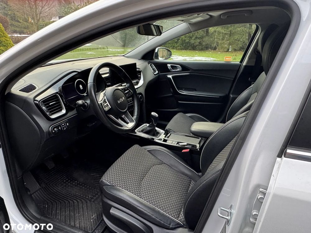 Kia XCeed 1.5 T-GDI M - 5