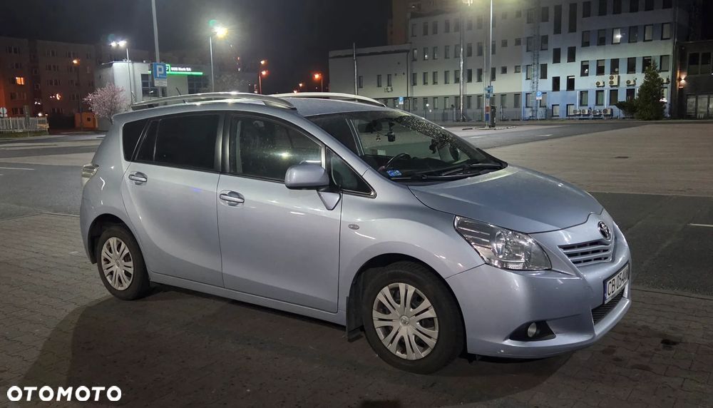 Toyota Verso 1.8 Sol 7os - 10